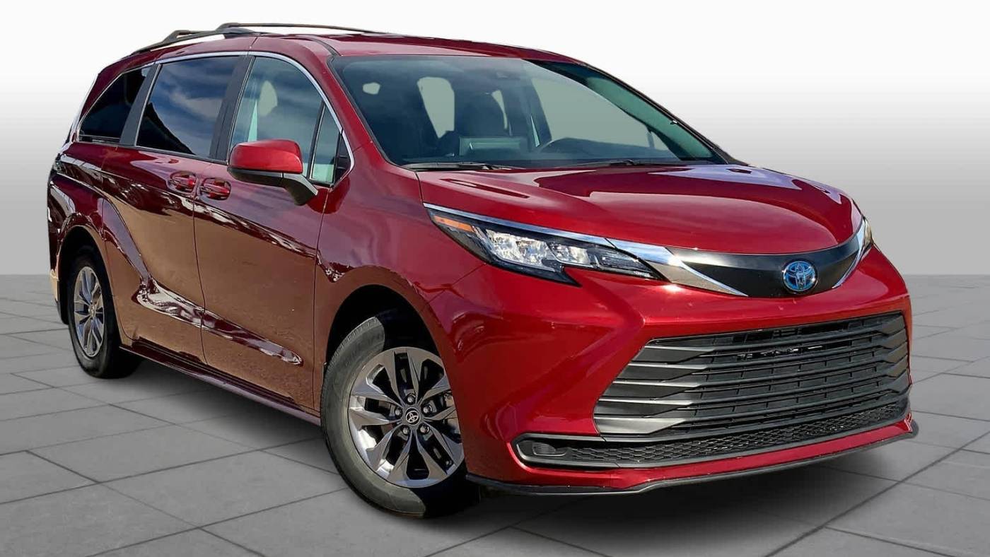 2022 Toyota Sienna LE — Minivan — 46,393 mi — Lubbock, TX