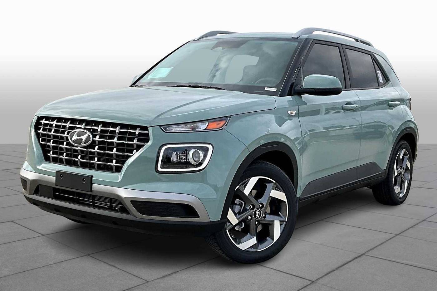 2025 Hyundai Venue Limited — SUV — 3,208 mi — Houston, TX
