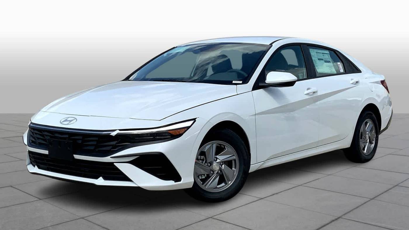 2024 Hyundai Elantra SE — Sedan — 3,001 mi — Houston, TX