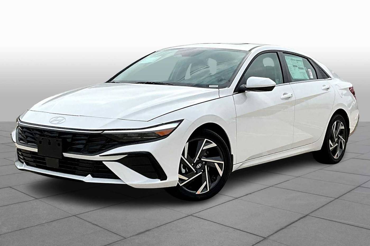 2025 Hyundai Elantra SEL Convenience — Sedan — 4,789 mi — Houston, TX