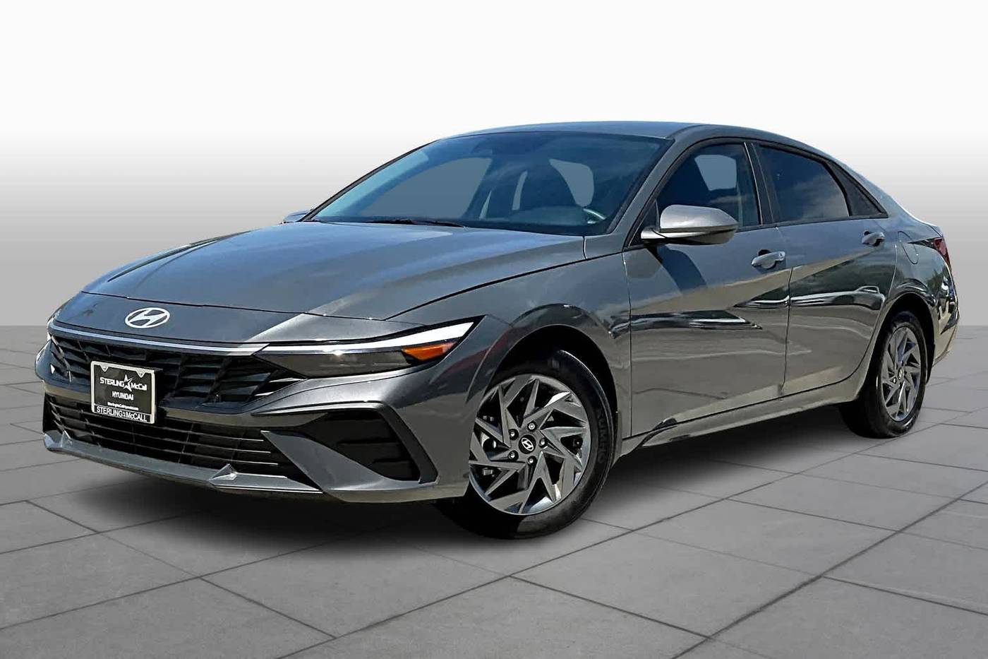 2024 Hyundai Elantra SEL — Sedan — 4,202 mi — Houston, TX