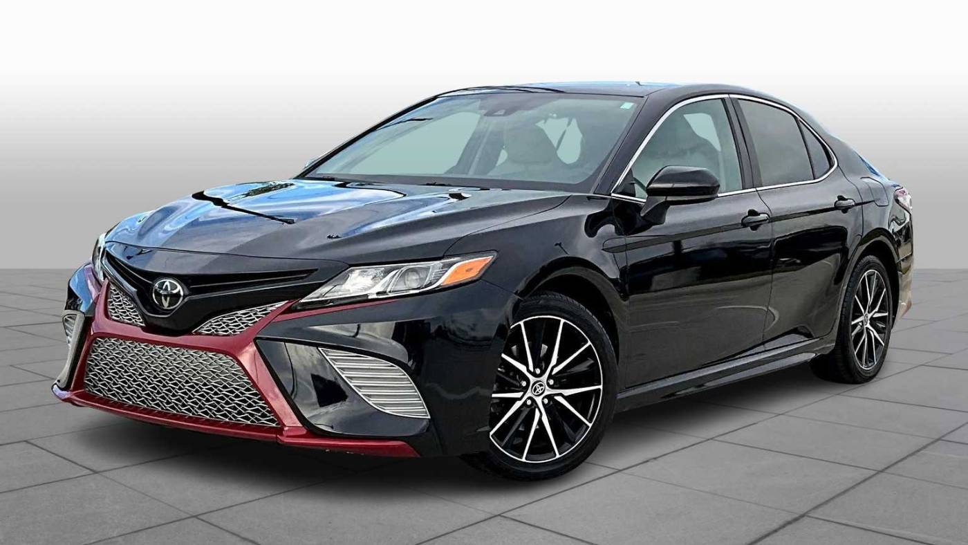2019 Toyota Camry SE — Sedan — 51,295 mi — Houston, TX