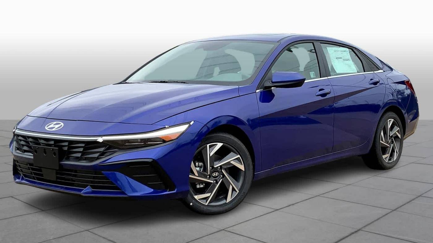 2024 Hyundai Elantra SEL — Sedan — 3,001 mi — Houston, TX