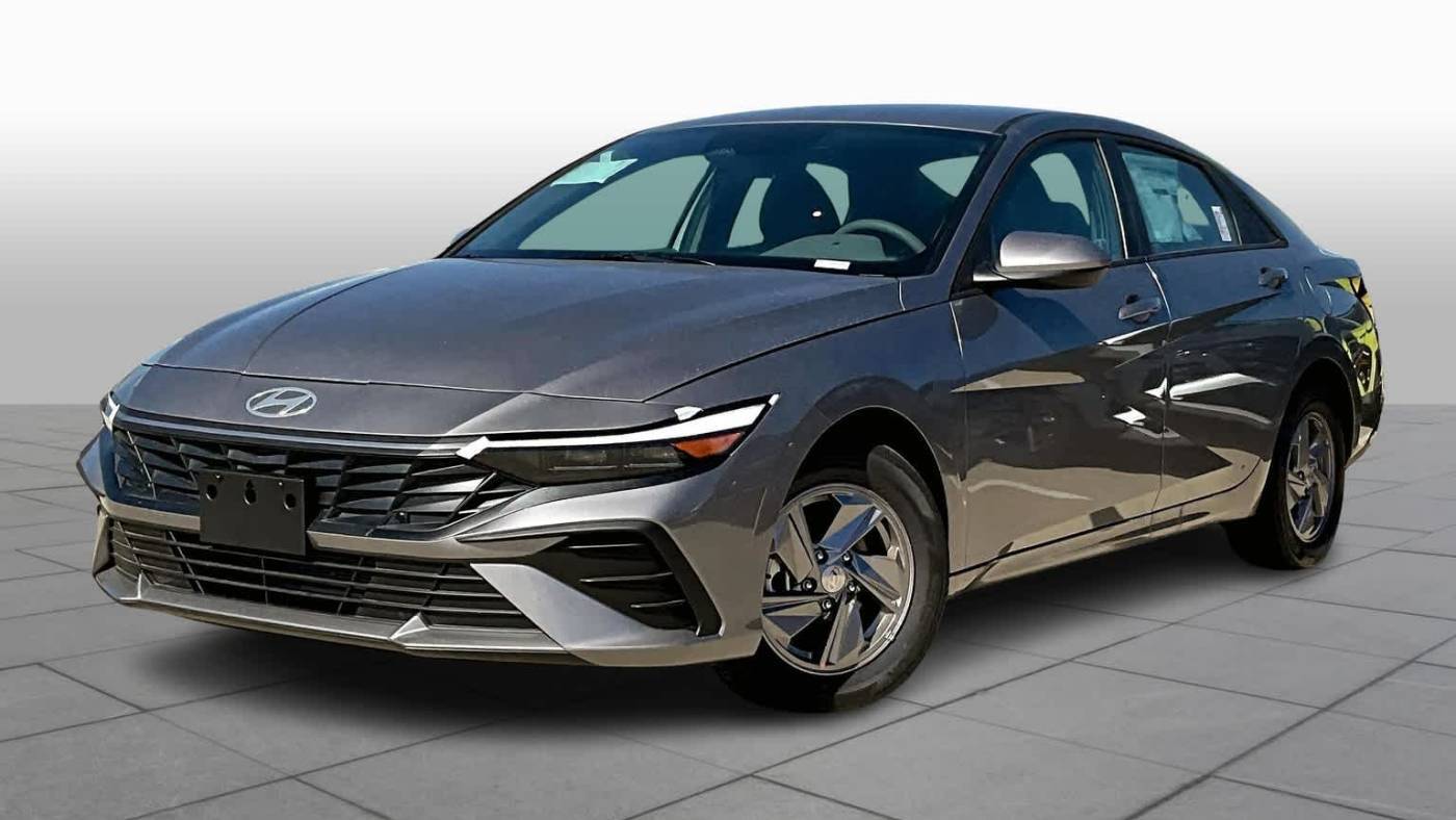 2024 Hyundai Elantra SE — Sedan — 3,001 mi — Houston, TX