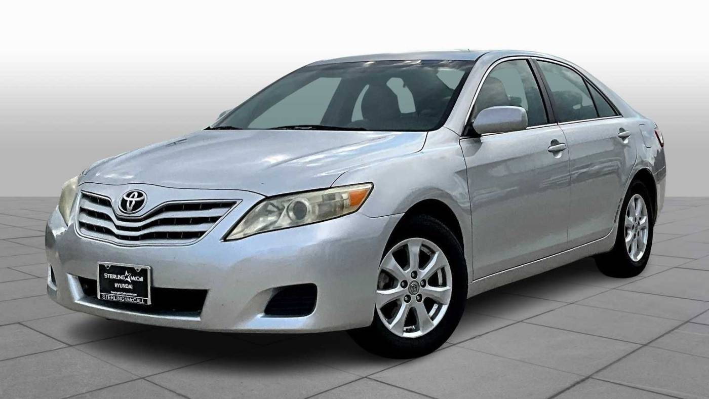 2011 Toyota Camry LE — Sedan — 163,449 mi — Houston, TX