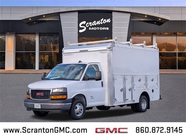 2025 GMC Savana 4500