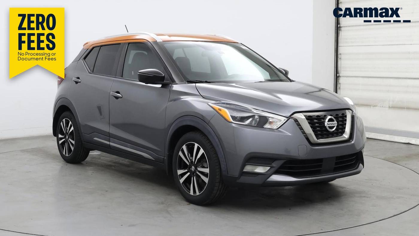 2020 Nissan Kicks SR
