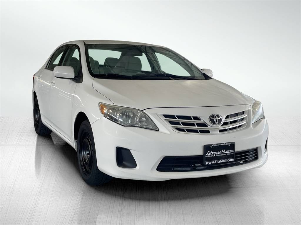 2013 Toyota Corolla LE — Sedan — 111,175 mi — Gaithersburg, MD