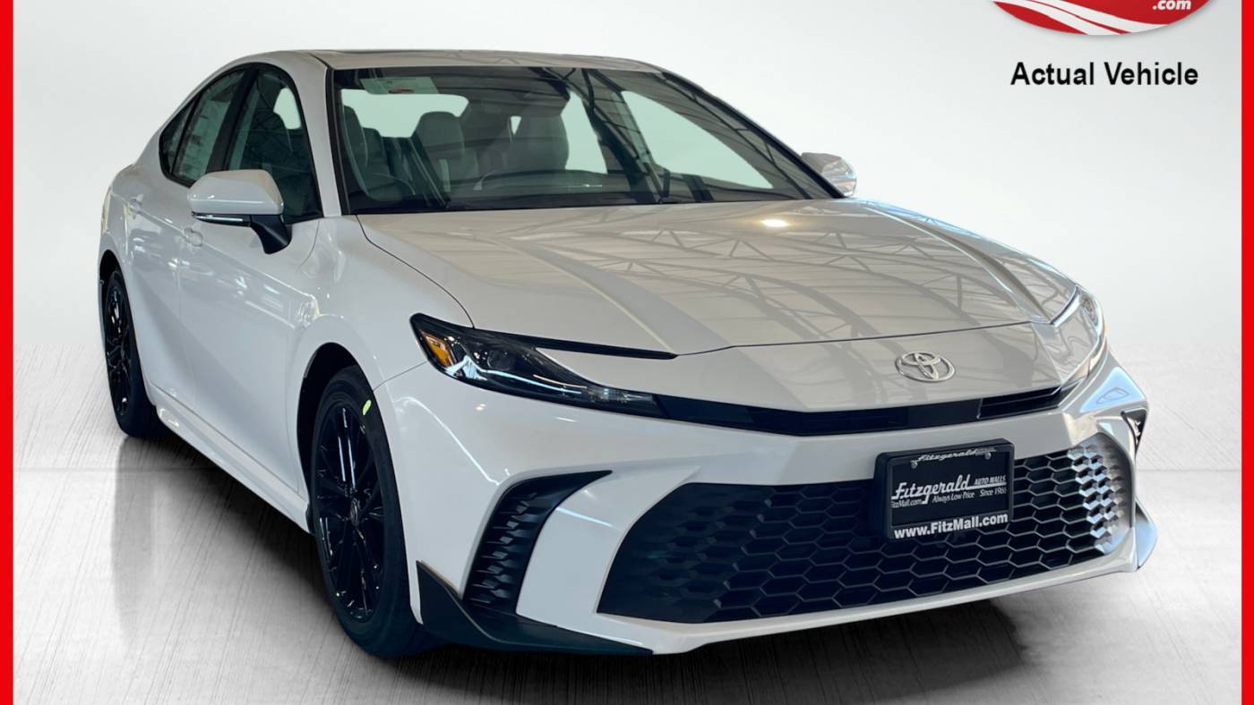 2025 Toyota Camry Hybrid SE — Sedan — 6,747 mi — Gaithersburg, MD