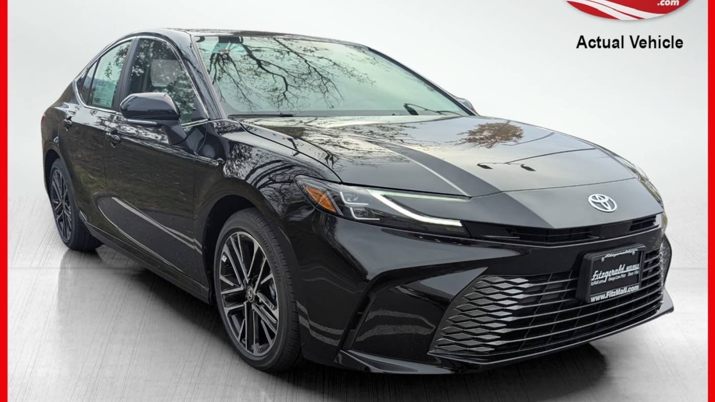 2025 Toyota Camry XLE — Sedan — 4,635 mi — Gaithersburg, MD