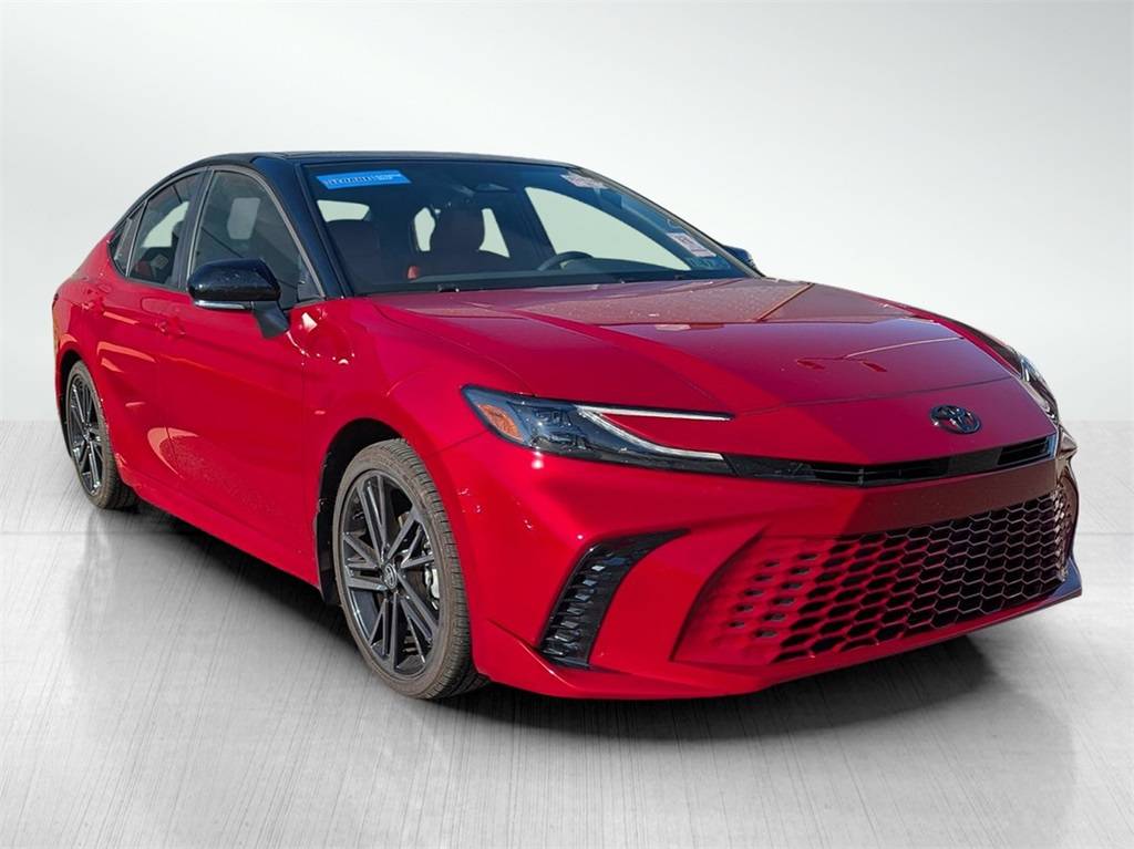 2025 Toyota Camry Hybrid XSE — Sedan — 7,188 mi — Gaithersburg, MD