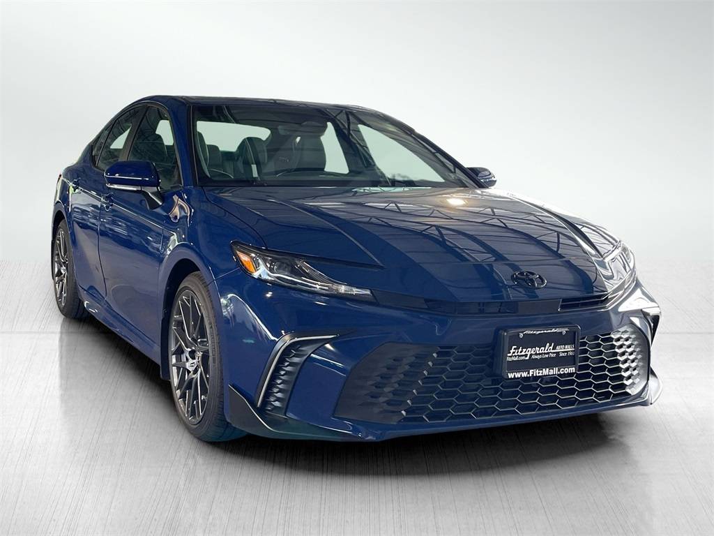 2025 Toyota Camry Hybrid SE — Sedan — 10 mi — Gaithersburg, MD