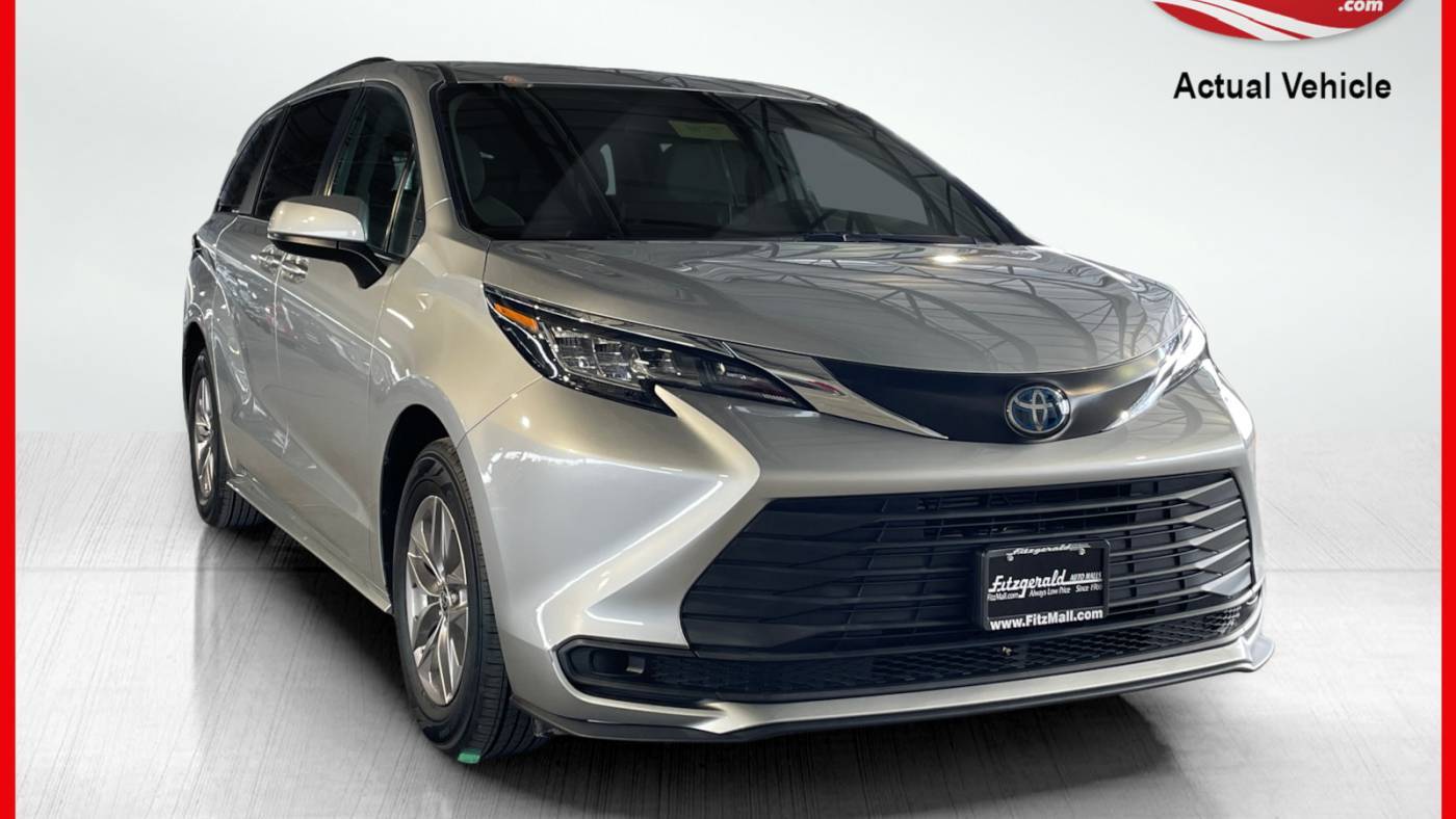 2022 Toyota Sienna LE — Minivan — 34,666 mi — Gaithersburg, MD