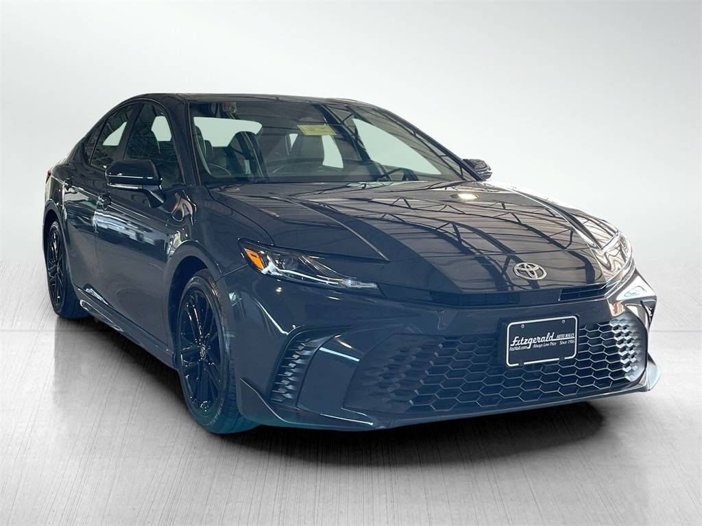 2025 Toyota Camry Hybrid SE — Sedan — 12,161 mi — Gaithersburg, MD
