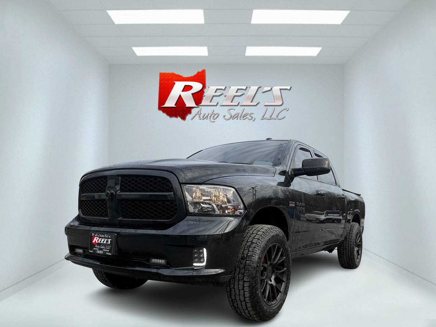 2017 Ram 1500 Express — Pickup Truck — 93,075 mi — Orwell, OH