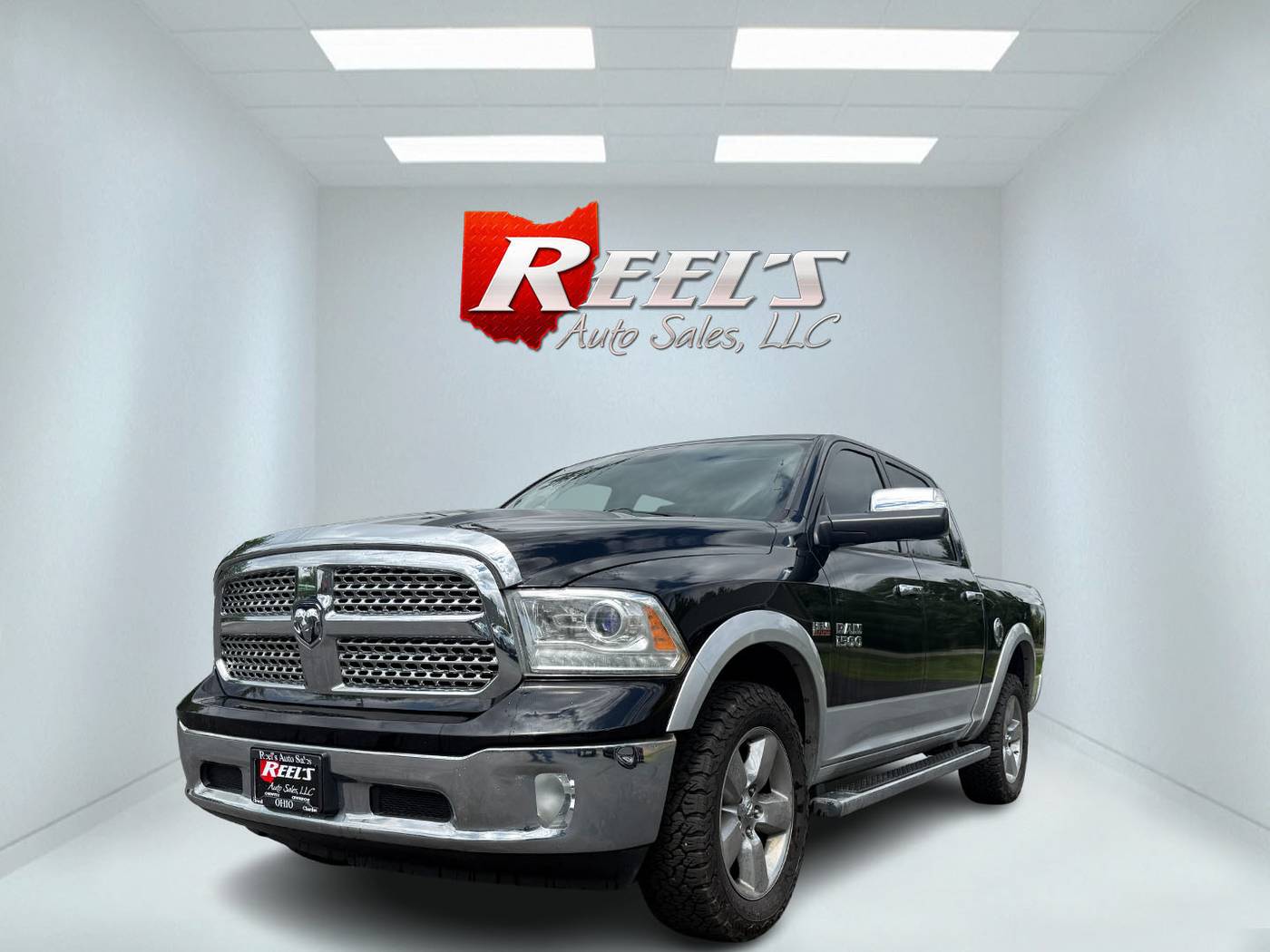 2014 Ram 1500 Laramie — Pickup Truck — 132,256 mi — Orwell, OH