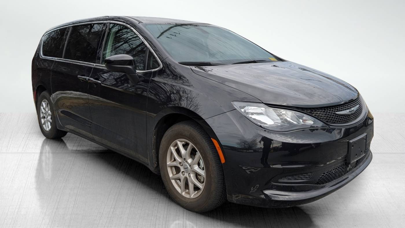 2022 Chrysler Voyager LX — Minivan — 16,682 mi — Frederick, MD