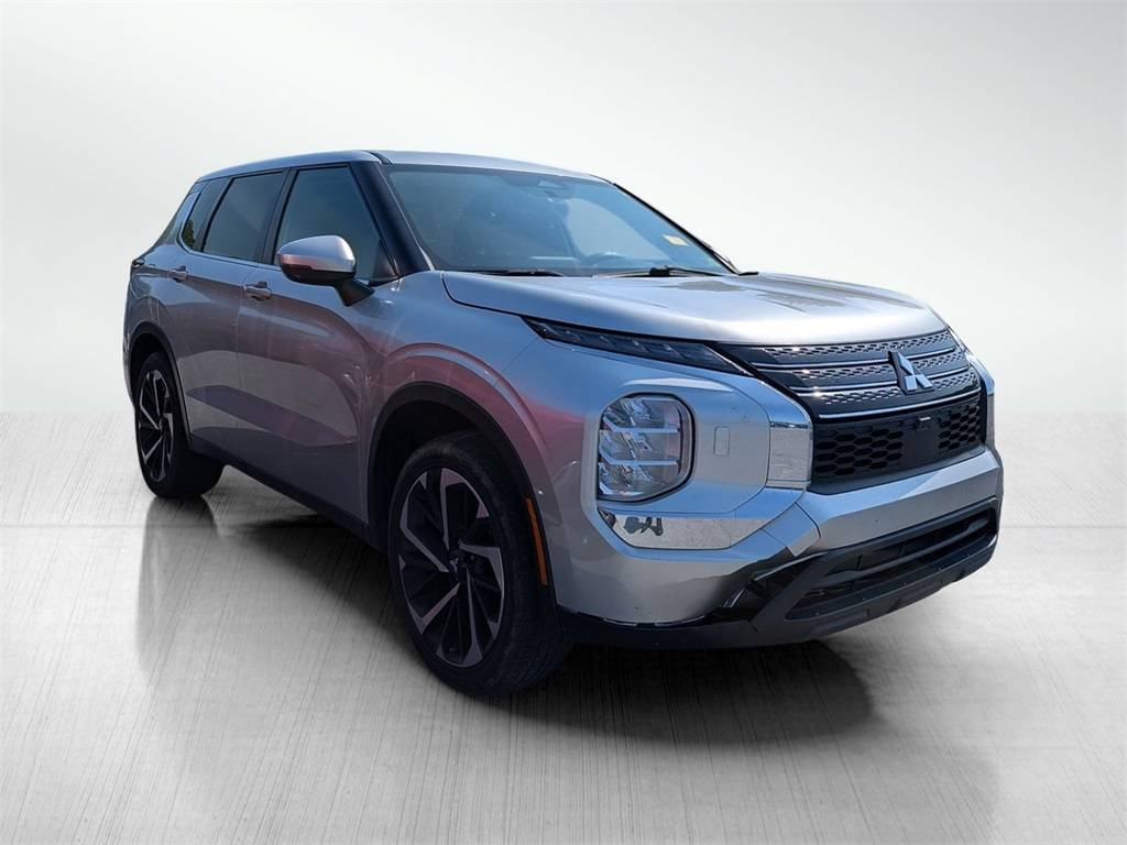 2022 Mitsubishi Outlander ES — SUV — 105,913 mi — Frederick, MD