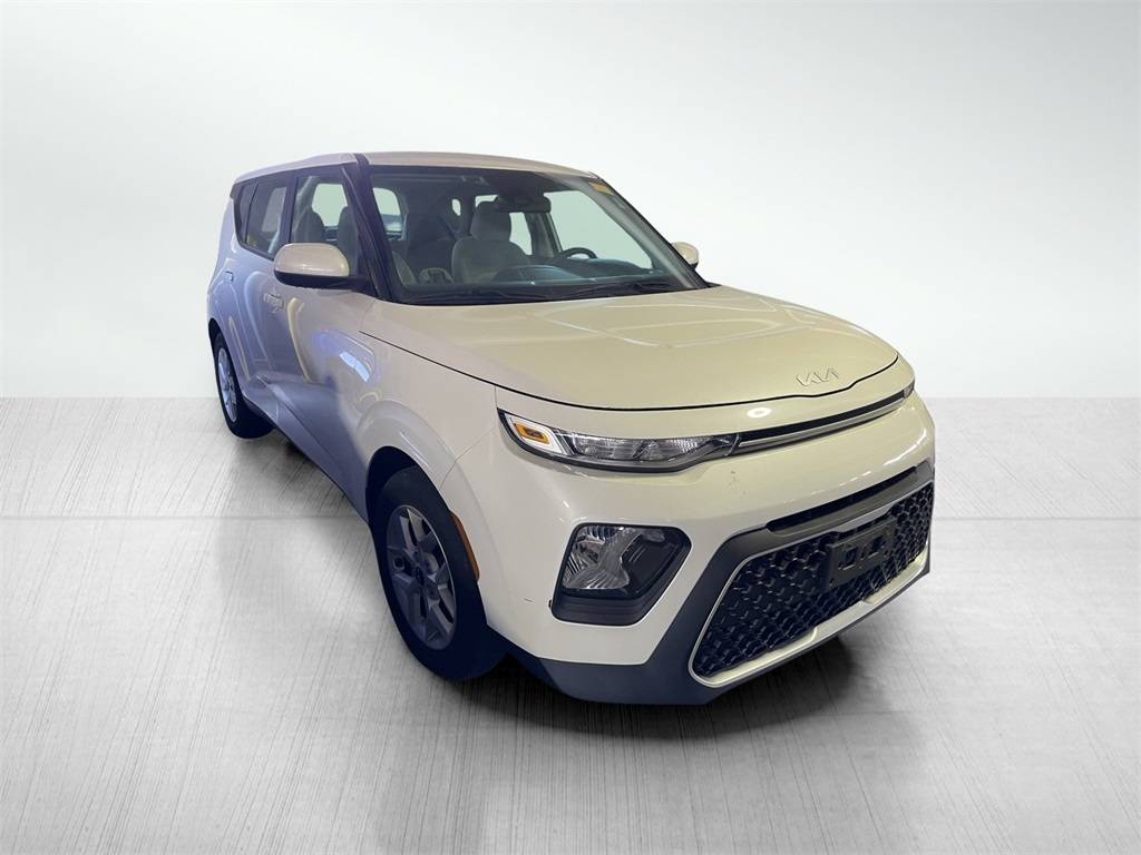 2022 Kia Soul LX — Hatchback — 3,791 mi — Gaithersburg, MD