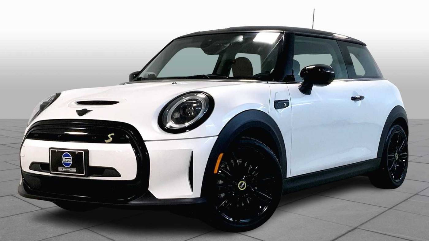 2024 MINI Electric Hardtop Cooper SE — Hatchback — 7,312 mi — Merriam, KS