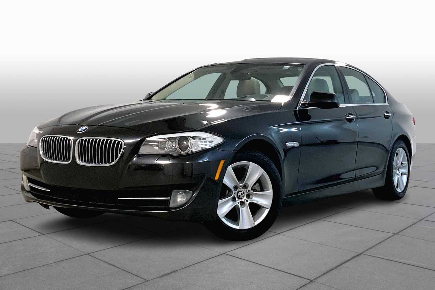 2013 BMW 5 Series 528i — Sedan — 146,799 mi — Merriam, KS