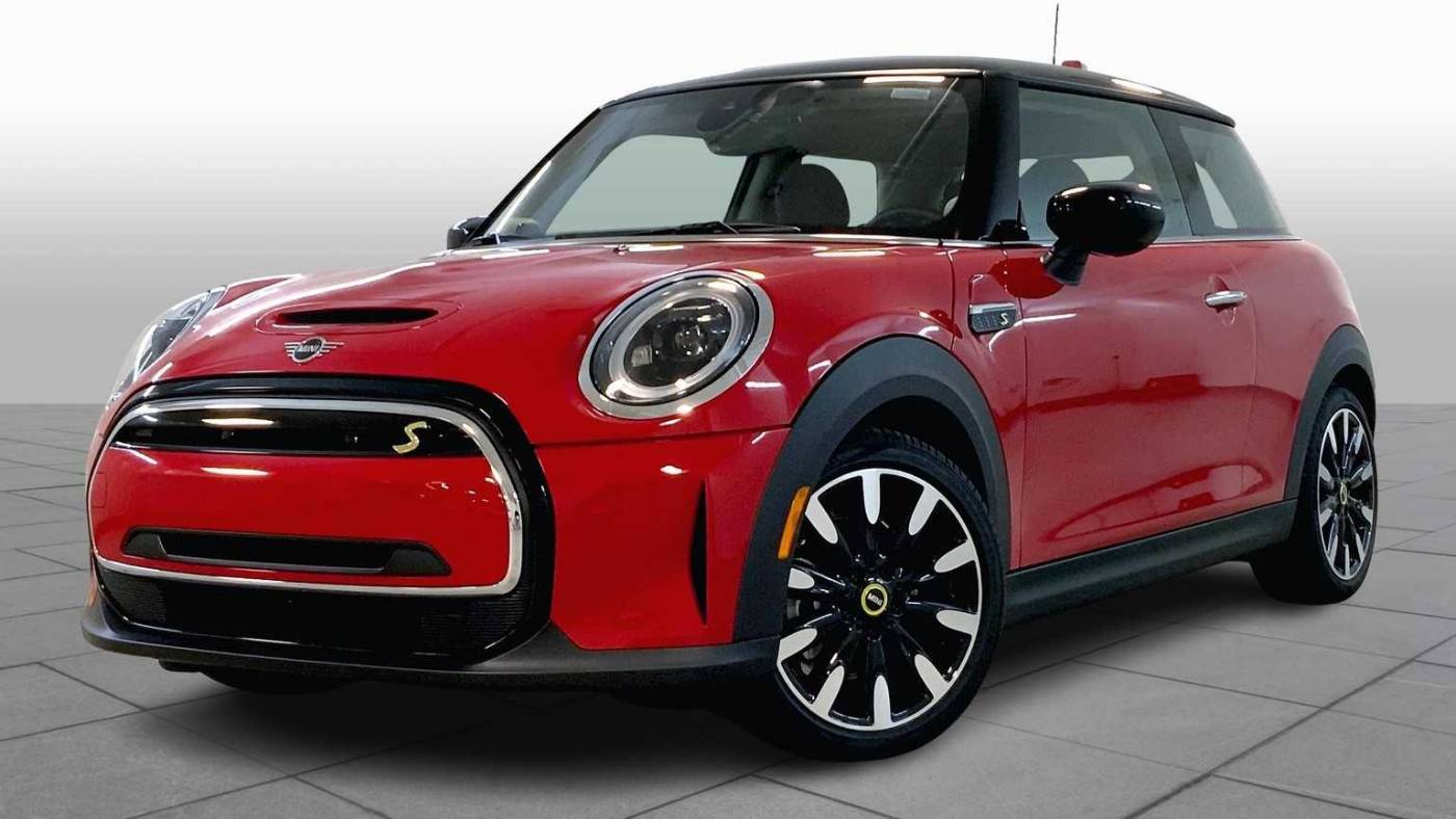 2024 MINI Electric Hardtop Cooper SE — Hatchback — 3,244 mi — Merriam, KS