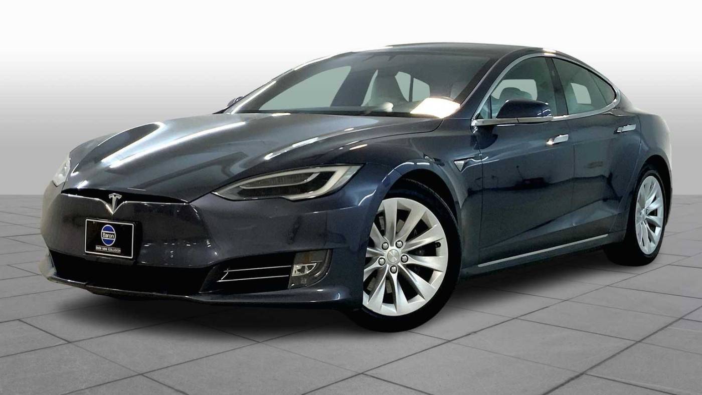 2017 Tesla Model S 60D — Hatchback — 61,772 mi — Merriam, KS