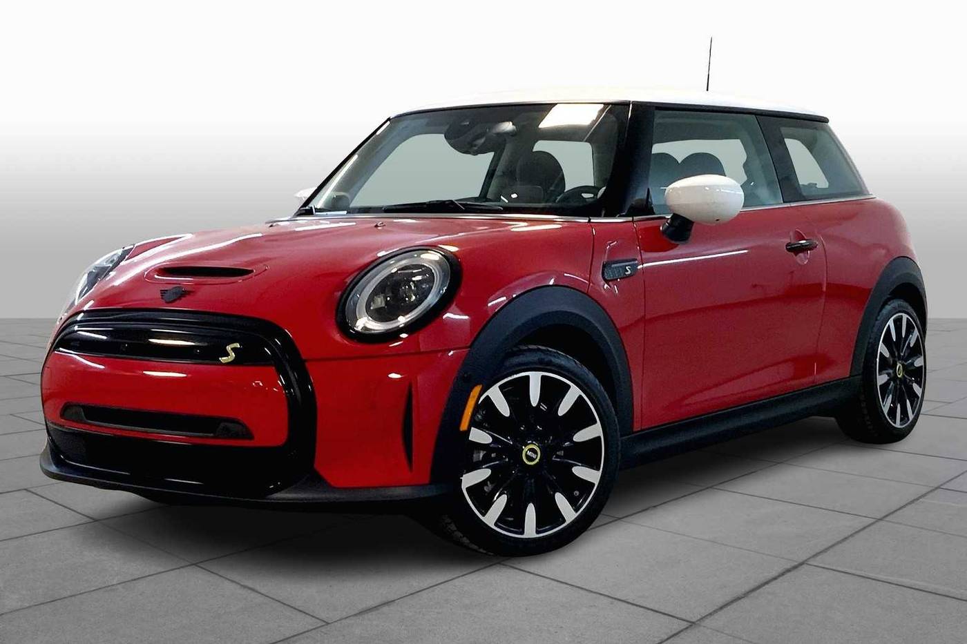 2024 MINI Electric Hardtop Cooper SE — Hatchback — 1,750 mi — Merriam, KS
