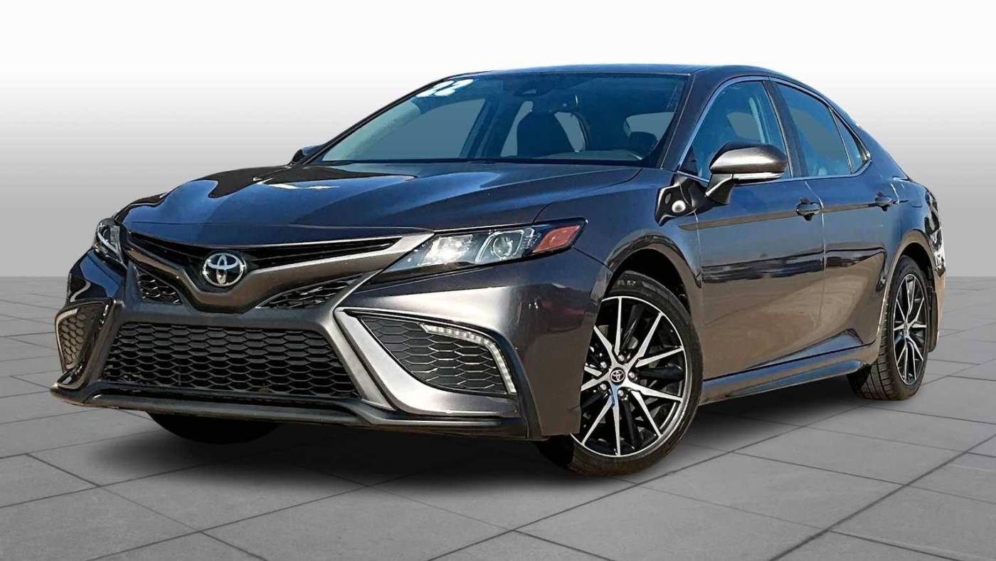 2022 Toyota Camry SE — Sedan — 60,635 mi — Oklahoma City, OK