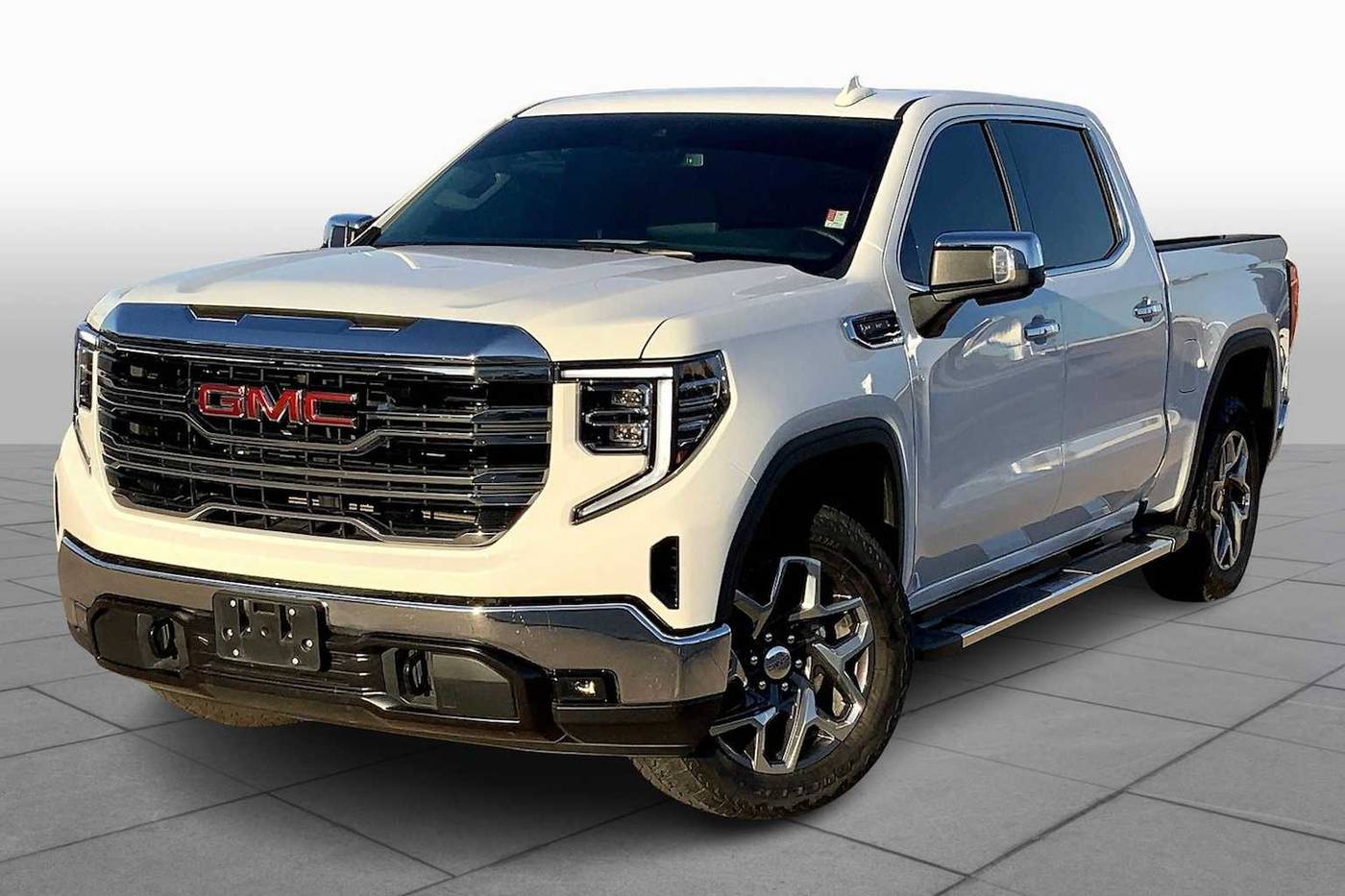 2024 GMC Sierra 1500 SLT — Pickup Truck — 19,291 mi — Oklahoma City, OK
