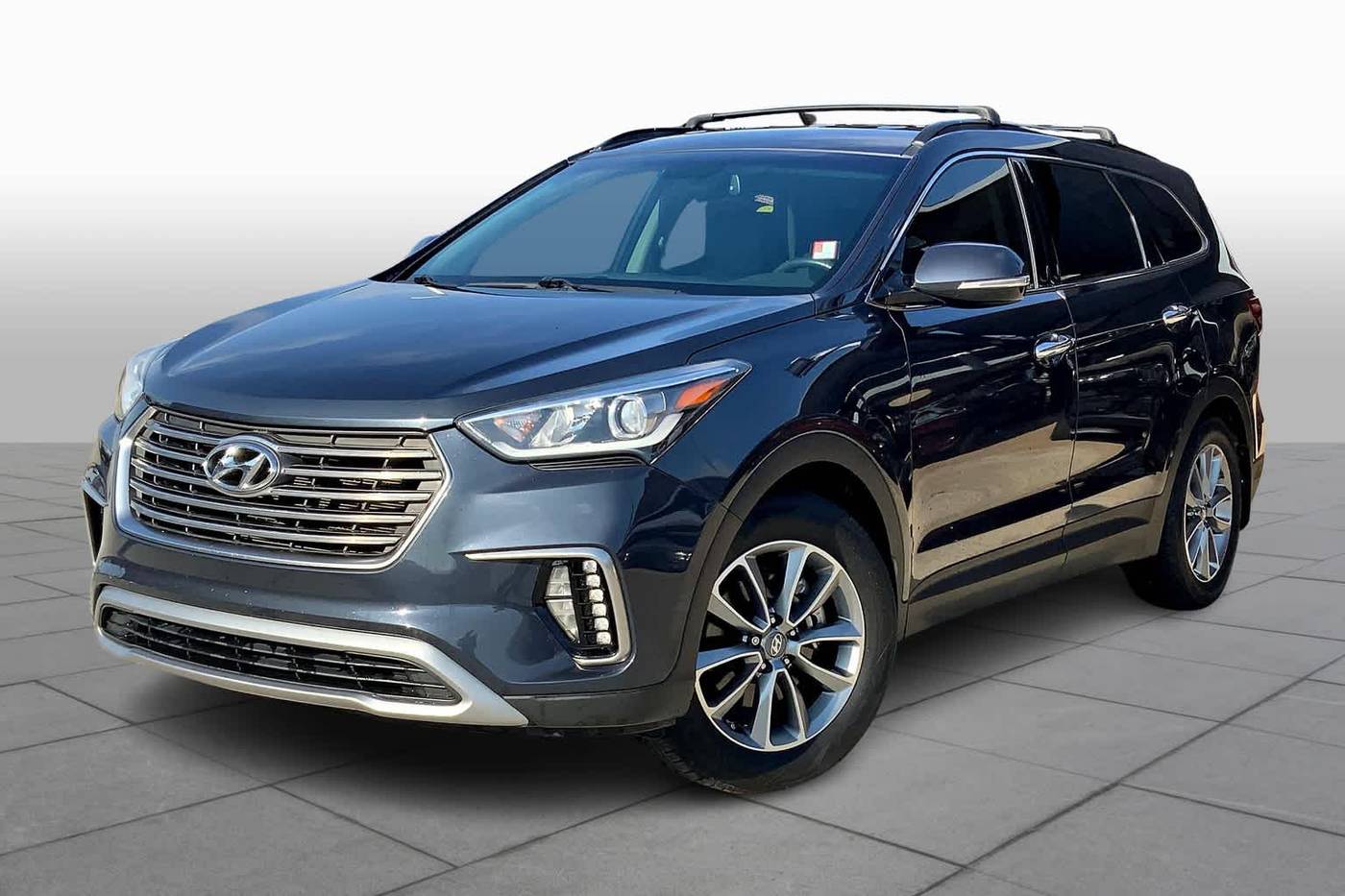 2017 Hyundai Santa Fe SE — SUV — 124,427 mi — Oklahoma City, OK