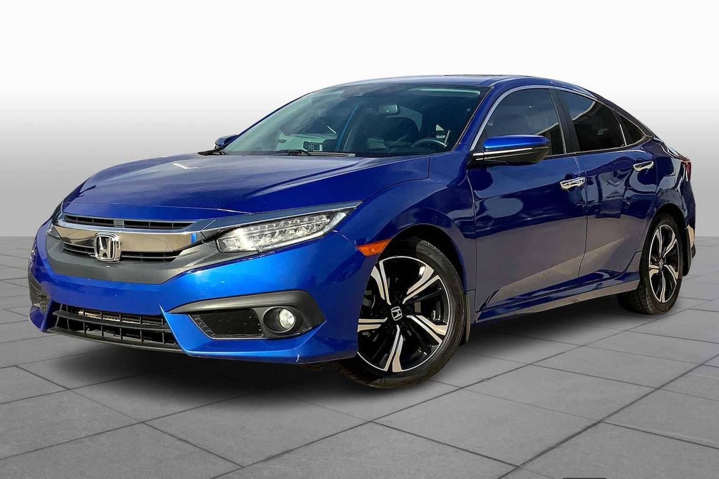 2016 Honda Civic Touring — Sedan — 93,000 mi — Oklahoma City, OK