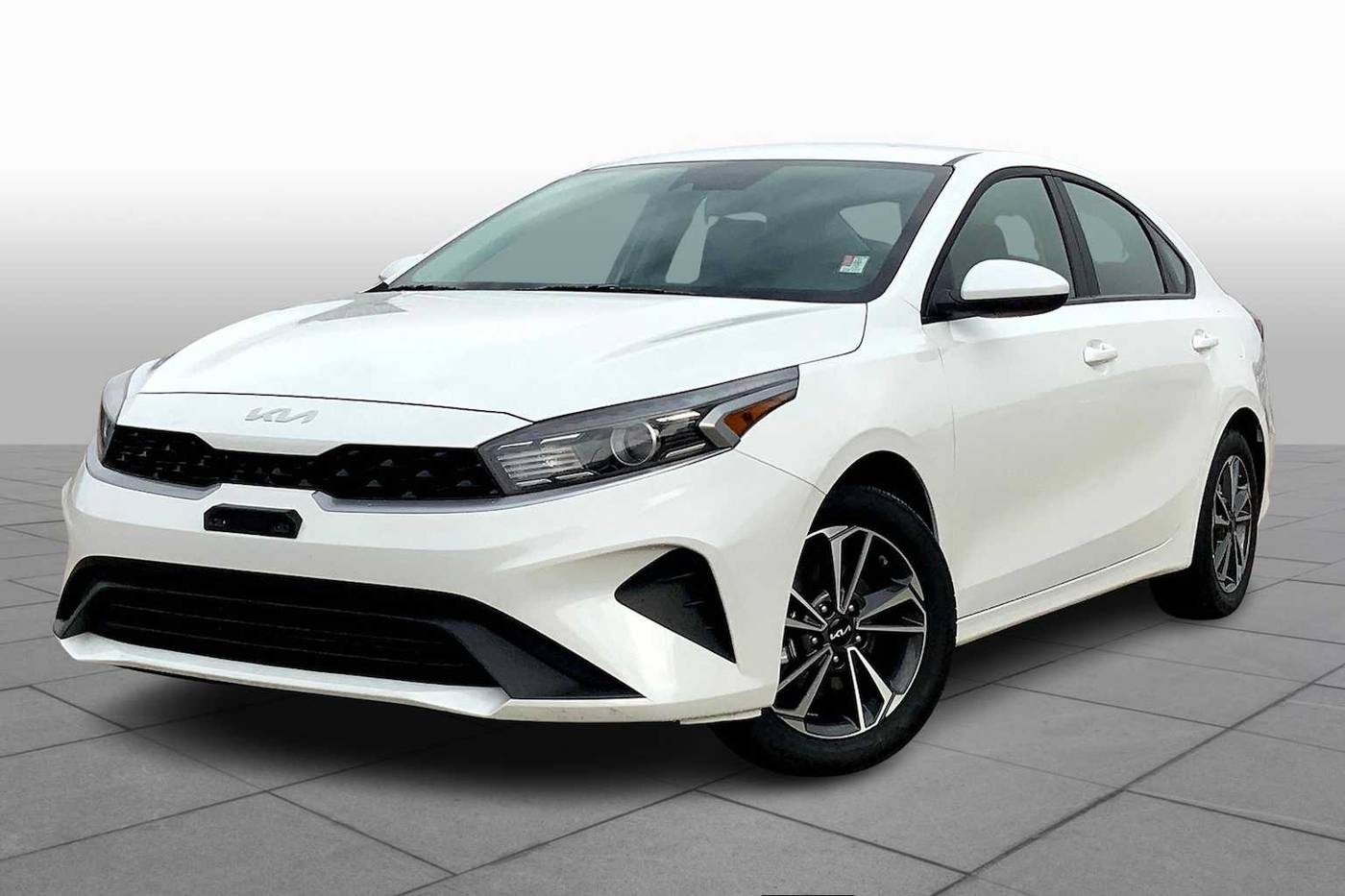 2024 Kia Forte LXS — Sedan — 13,725 mi — Oklahoma City, OK