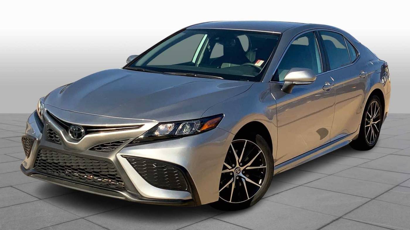 2023 Toyota Camry SE — Sedan — 17,595 mi — Oklahoma City, OK