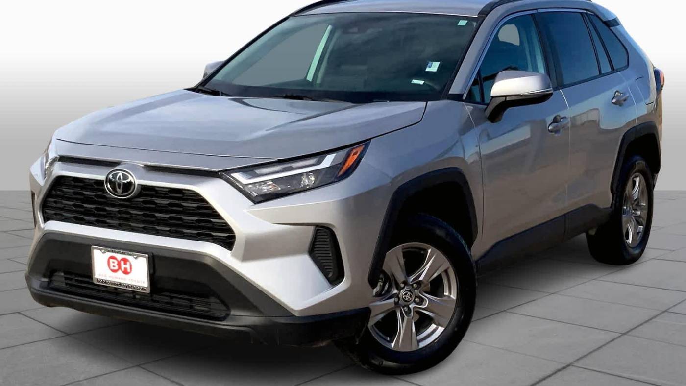 2024 Toyota RAV4 XLE — SUV — 29,102 mi — Oklahoma City, OK