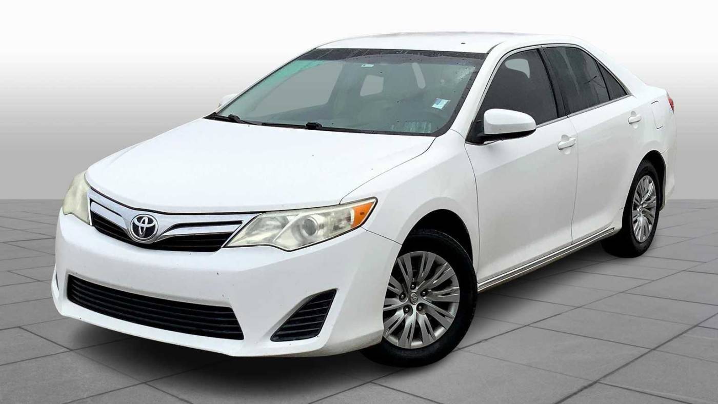 2012 Toyota Camry LE — Sedan — 172,724 mi — Oklahoma City, OK