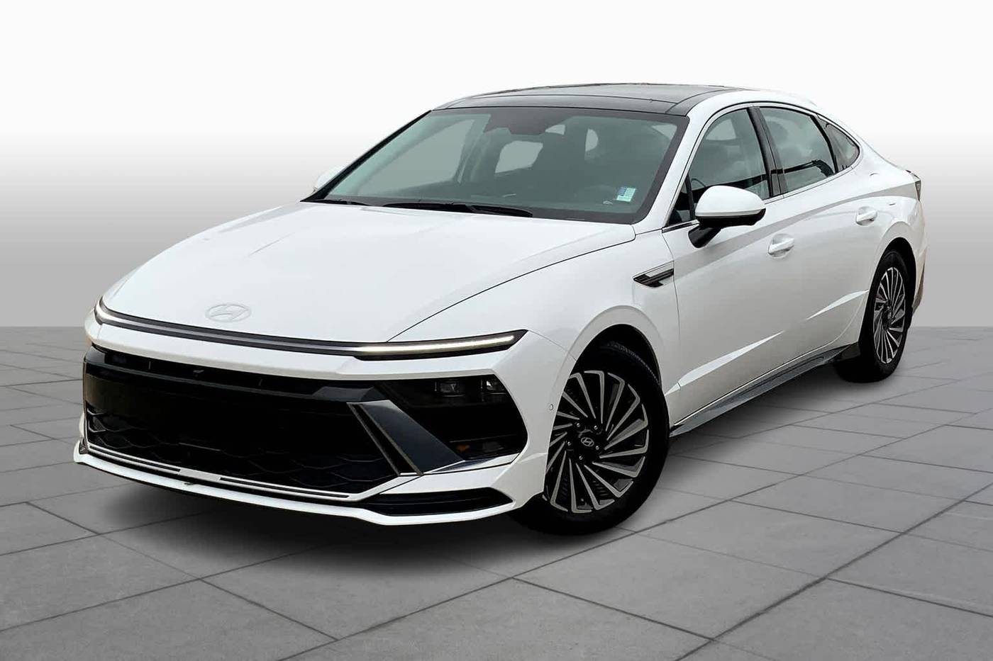 2024 Hyundai Sonata Hybrid Limited — Sedan — 12,164 mi — Oklahoma City, OK