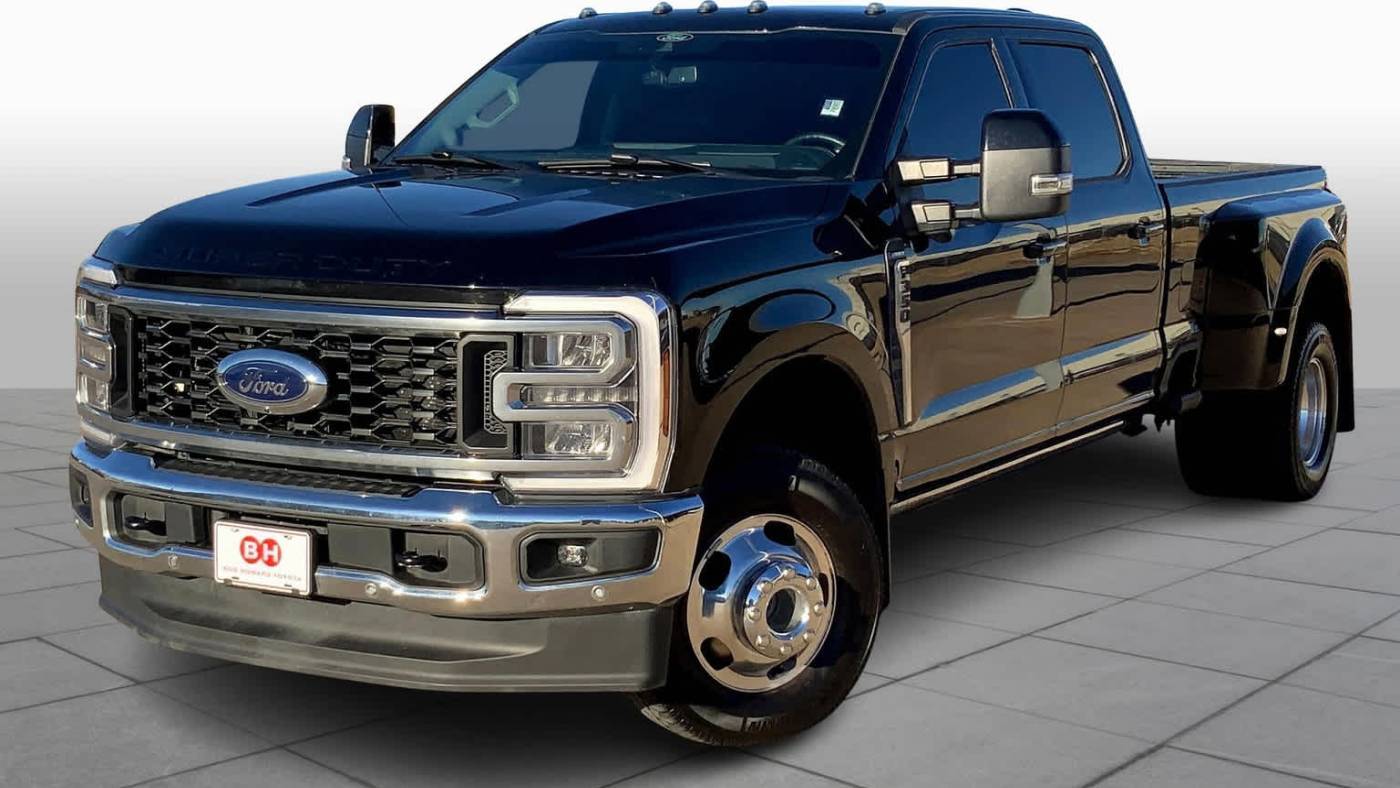 2024 Ford Super Duty F-350 XL — Pickup Truck — 24,005 mi — Oklahoma City, OK