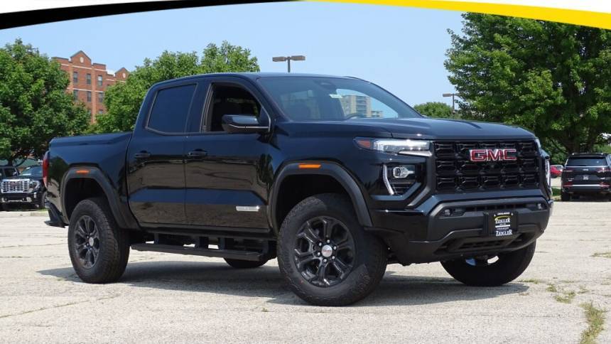 2024 GMC Canyon Elevation — Pickup Truck — 3,911 mi — Lincolnwood, IL