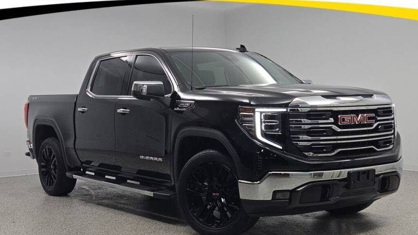 2022 GMC Sierra 1500 SLT — Pickup Truck — 13,447 mi — Lincolnwood, IL