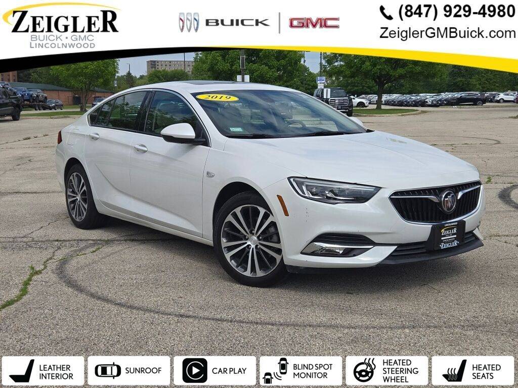 2019 Buick Regal Sportback Essence — Hatchback — 62,123 mi — Lincolnwood, IL