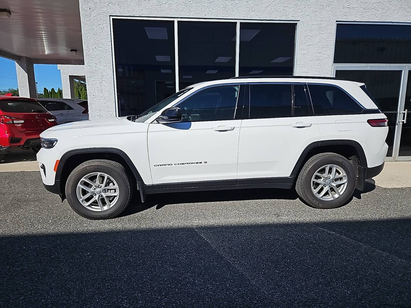 2025 Jeep Grand Cherokee Laredo — SUV — 2,295 mi — Oxford, PA