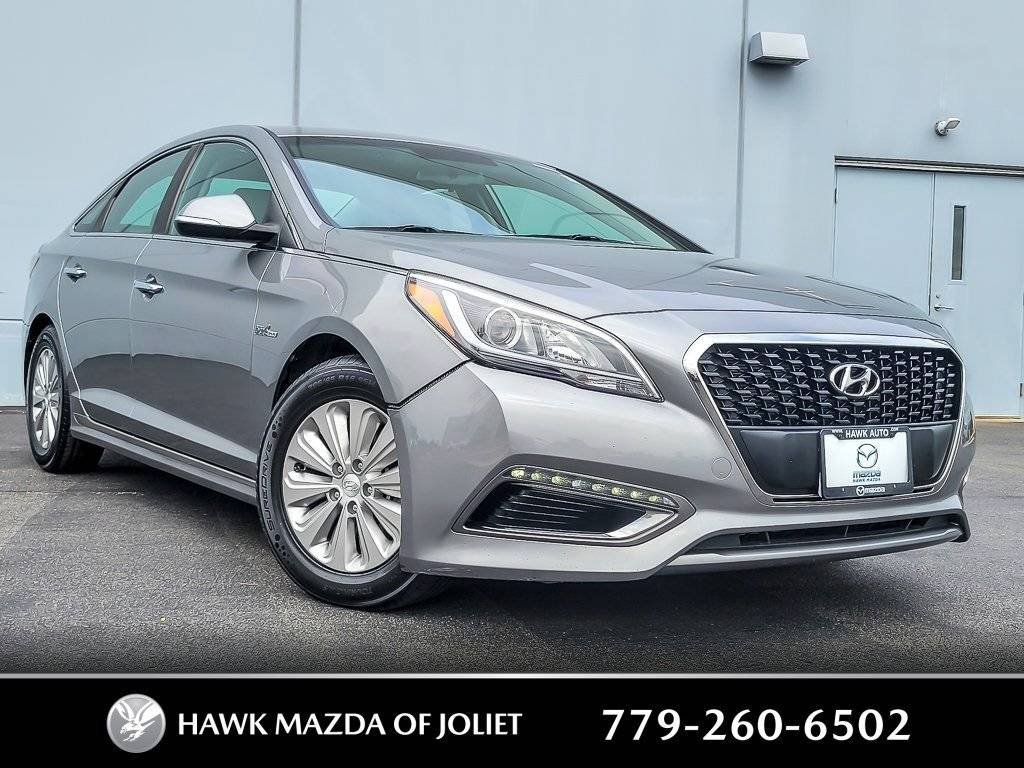 2017 Hyundai Sonata Hybrid SE — Sedan — 118,360 mi — Joliet, IL