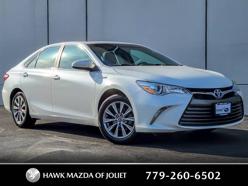 2016 Toyota Camry Hybrid XLE — Sedan — 98,542 mi — Joliet, IL