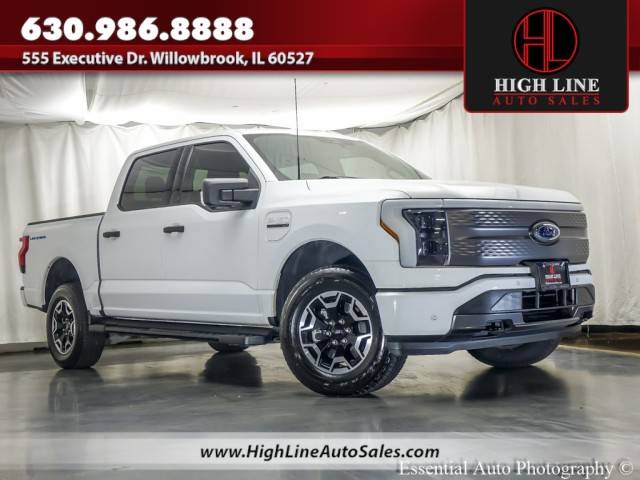 2022 Ford F-150 Lightning XLT — Pickup Truck — 45,249 mi — Willowbrook, IL