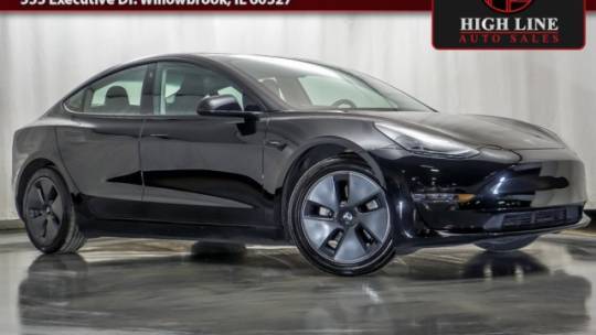 2021 Tesla Model 3 Standard Range Plus — Sedan — 39,284 mi — Willowbrook, IL