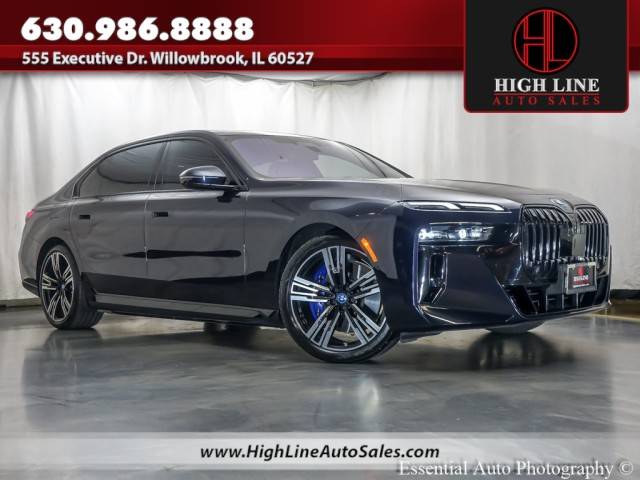 2023 BMW i7 xDrive60 — Sedan — 17,337 mi — Willowbrook, IL