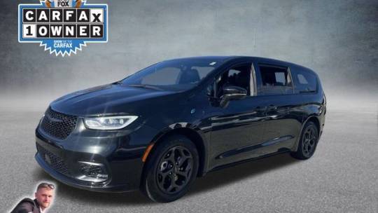 2022 Chrysler Pacifica Hybrid Limited — Minivan — 59,449 mi — Fall River, MA