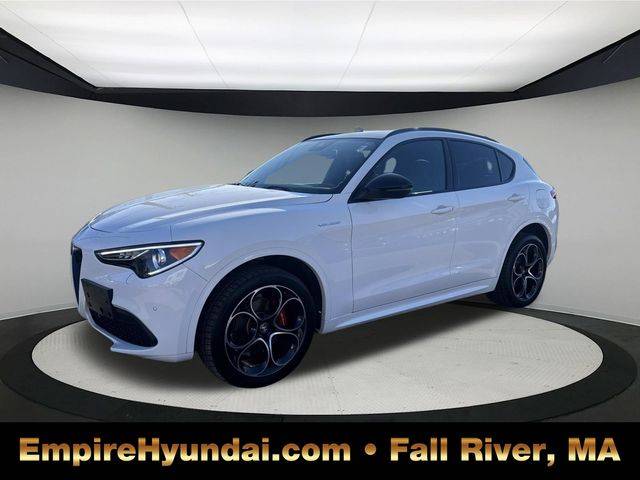 2022 Alfa Romeo Stelvio Veloce