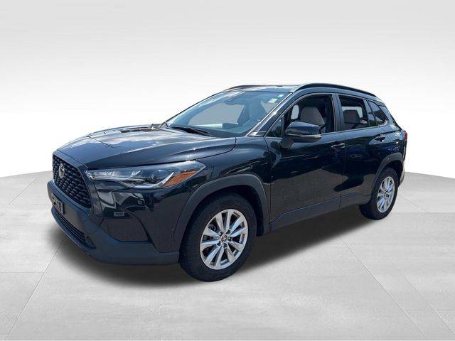 2022 Toyota Corolla Cross LE — SUV — 99,999 mi — Fall River, MA